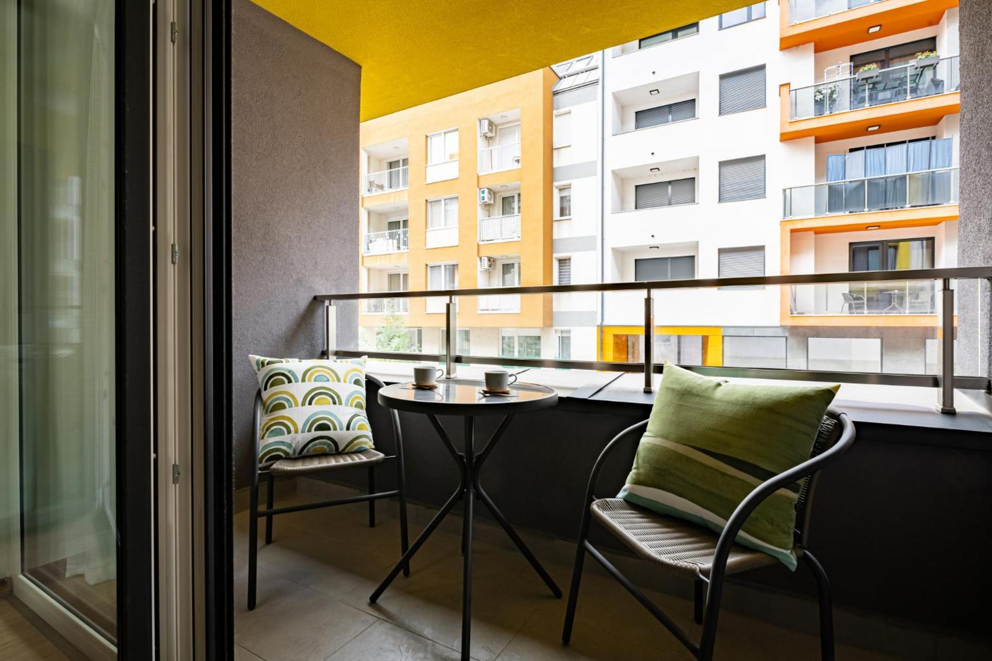 Westside Garden Apartments By Urbanrent ブダペスト エクステリア 写真