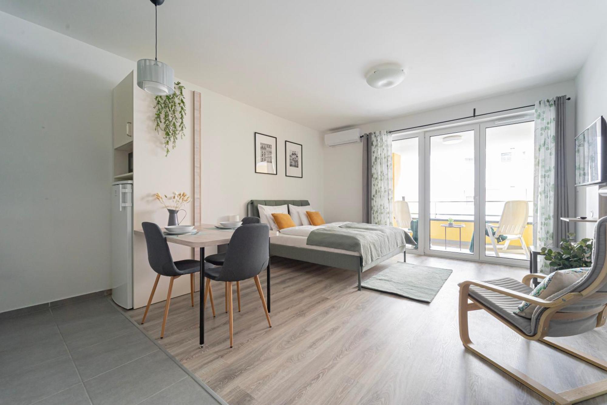 Westside Garden Apartments By Urbanrent ブダペスト エクステリア 写真